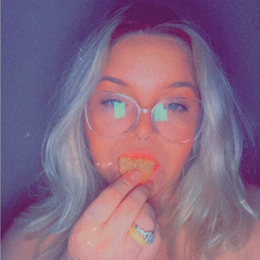 Meet your Posher, Victoria